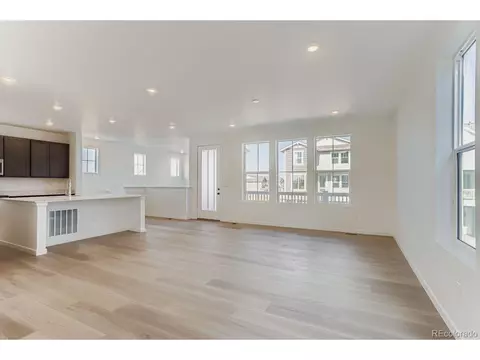 6827 E 149th Ave, Thornton, CO 80602 photo 6