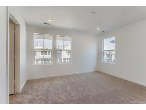 6827 E 149th Ave, Thornton, CO 80602 photo 7