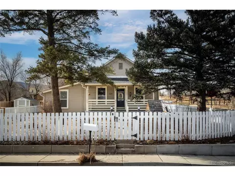 1634 N Chestnut St, Colorado Springs, CO 80907