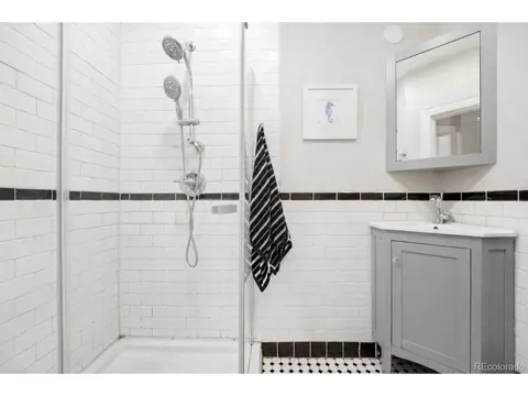 Bath - 521 E 14th Ave #18, Denver, CO 80203 photo 1 of 1