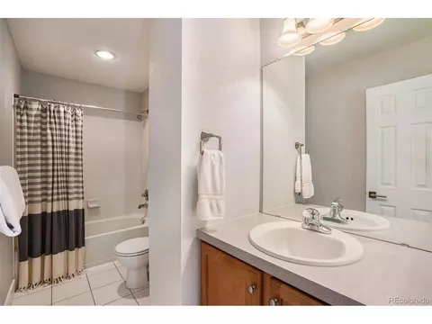 8296 E 28th Dr, Denver, CO 80238 photo 28