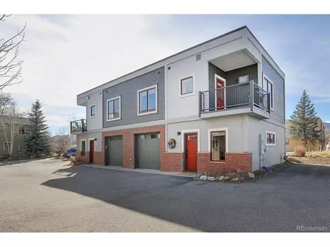 536 E 1st St UNIT B, Salida, CO 81201