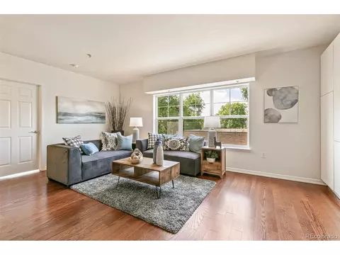 1623 Saint Paul St #407, Denver, CO 80206