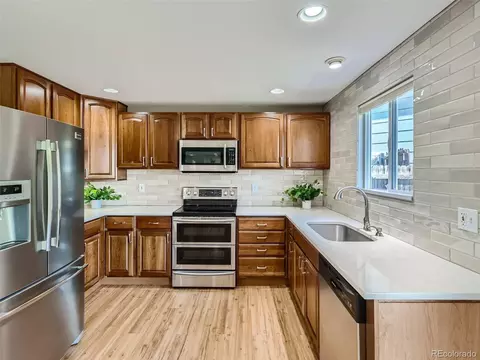 4693 E Weaver Cir, Centennial, CO 80121 photo 8