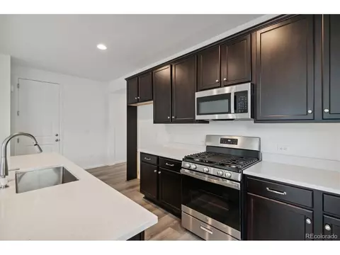 27565 E Archer Ave, Aurora, CO 80018 photo 6