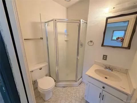 Bath - 733 Cypress Dr, Boulder, CO 80303 photo 2 of 2