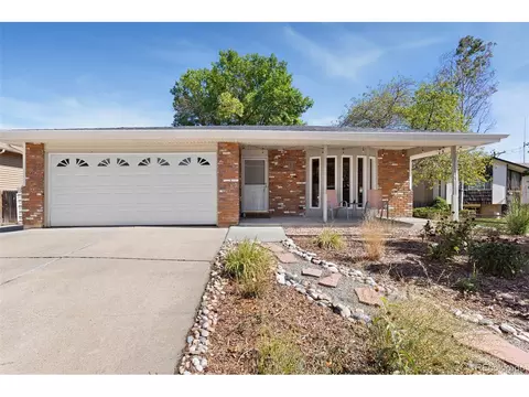 1524 Gifford Dr, Longmont, CO 80501