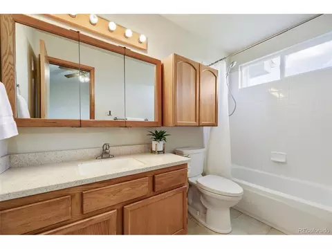 Bath - 34114 Prairie Loop, Elizabeth, CO 80107 photo 1 of 3