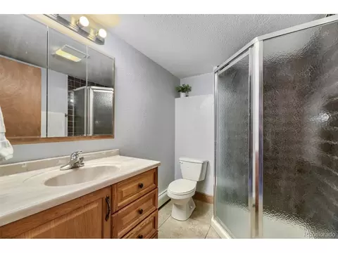 Bath - 34114 Prairie Loop, Elizabeth, CO 80107 photo 3 of 3