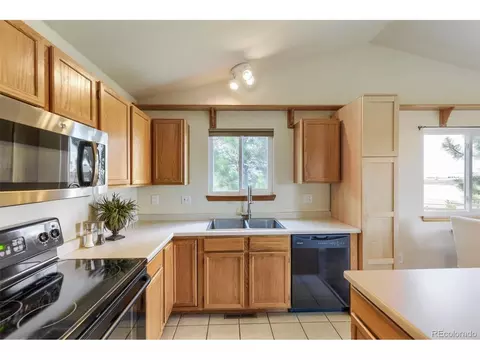 Kitchen - 34114 Prairie Loop, Elizabeth, CO 80107 photo 2 of 2