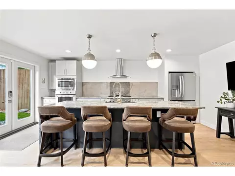 Kitchen - 1531 E Alameda Ave, Denver, CO 80209 photo 2 of 4