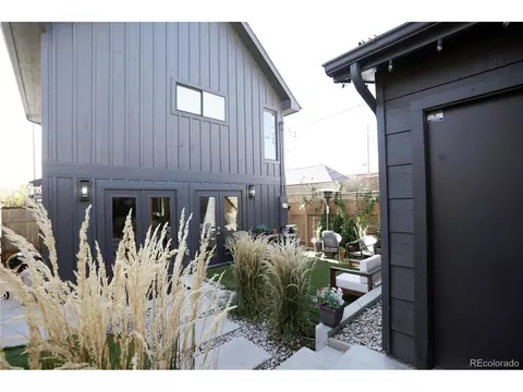 Exterior - 1531 E Alameda Ave, Denver, CO 80209 photo 3 of 3