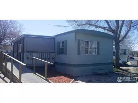 323 42nd St #16, Loveland, CO 80537