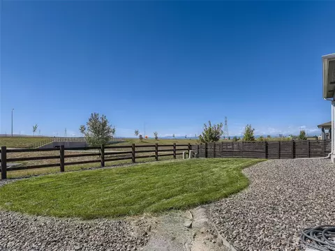 26762 E Byers Ave, Aurora, CO 80018 photo 21