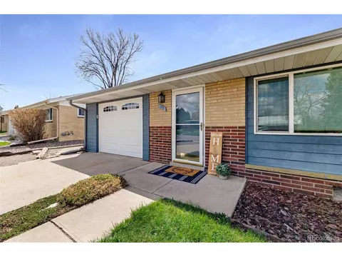575 S Simms St, Lakewood, CO 80228 photo 2