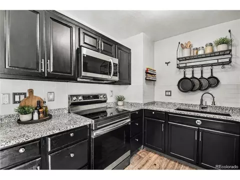 Kitchen - 177 45th Ave, Greeley, CO 80634 photo 1 of 2