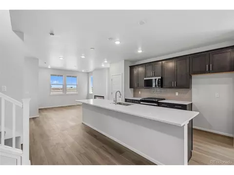Kitchen - 5192 Gardner Pkwy, Longmont, CO 80504 photo 2 of 2