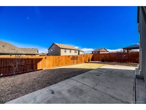 Exterior - 19121 E Pacific Pl, Aurora, CO 80013 photo 5 of 5