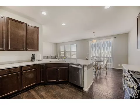 Kitchen - 19121 E Pacific Pl, Aurora, CO 80013 photo 2 of 4