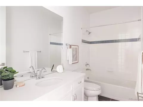 8901 E 52nd Pl, Denver, CO 80238 photo 25