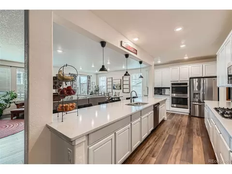 23098 E Narrowleaf Dr, Aurora, CO 80016 photo 4