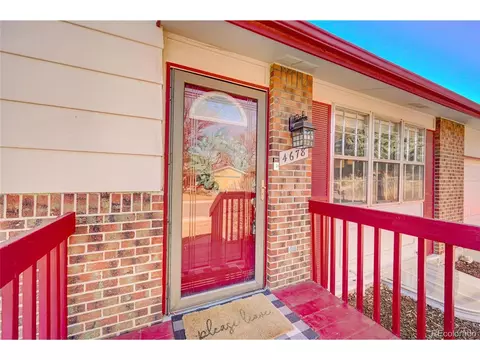 4678 Euclid Ave, Centennial, CO 80121 photo 2