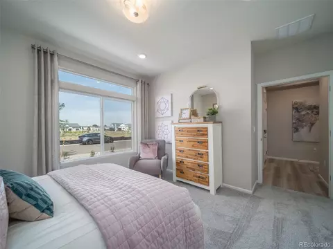 21885 E 51st Dr, Aurora, CO 80019 photo 4