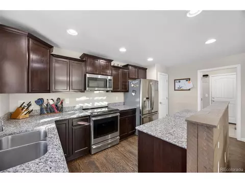 Kitchen - 6678 12th St, Frederick, CO 80530 photo 4 of 5