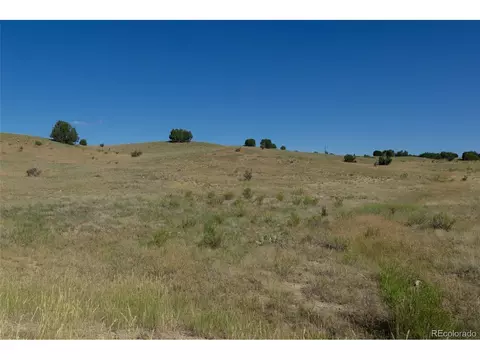 10 Greenhorn Creek Dr, Pueblo, CO 81004