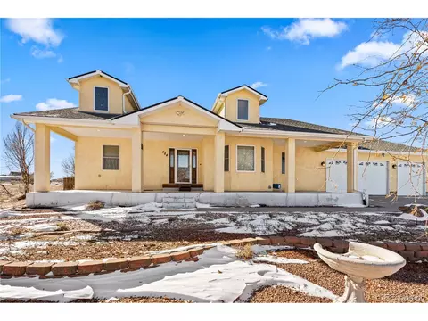 484 E Fraser Dr, Pueblo, CO 81007