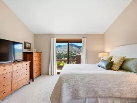 Bedroom - 5961 Crestbrook Dr, Morrison, CO 80465 photo 3 of 4