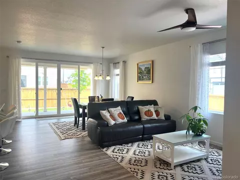 27995 E 6th Pl, Aurora, CO 80018 photo 11