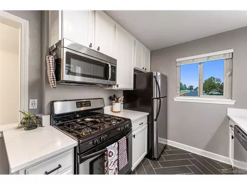 3325 E 31st Ave, Denver, CO 80205 photo 12