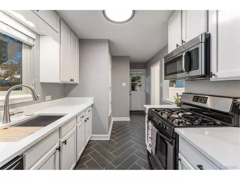 3325 E 31st Ave, Denver, CO 80205 photo 14