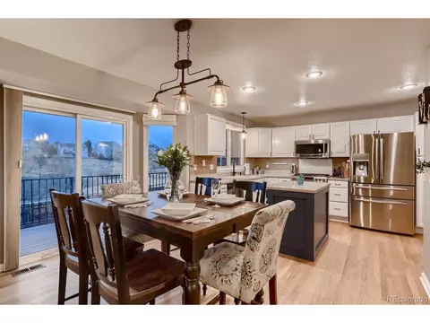 21053 E Crestline Cir, Centennial, CO 80015 photo 4