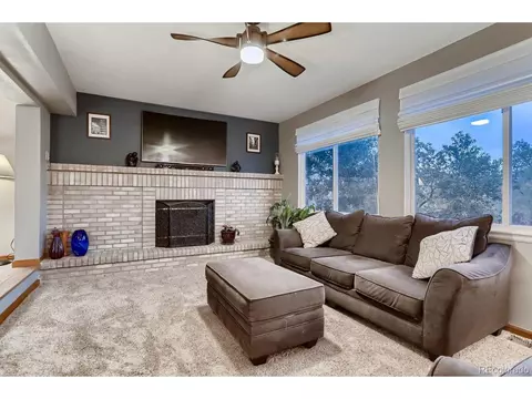 21053 E Crestline Cir, Centennial, CO 80015 photo 6