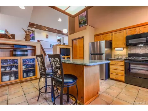 Kitchen - 8664 Middle Fork Rd, Boulder, CO 80302 photo 2 of 3