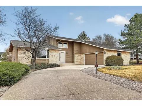 150 Palm Springs Dr, Colorado Springs, CO 80921