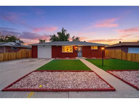 2605 W Gunnison Dr, Denver, CO 80219