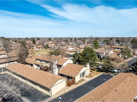 3657 S Laredo St #E, Aurora, CO 80013