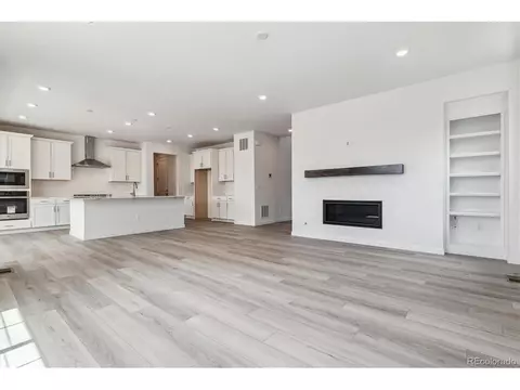 24778 E 40th Ave, Aurora, CO 80019 photo 9