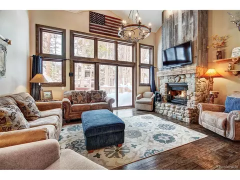 109 Village Point Dr #109, Breckenridge, CO 80424