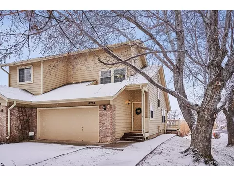 8284 S High Ct, Centennial, CO 80122
