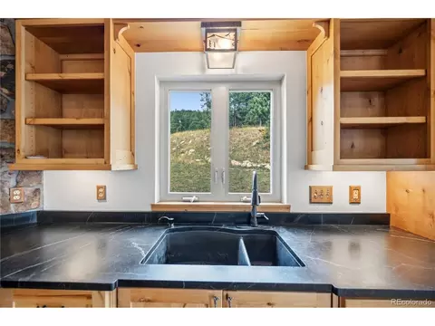 Kitchen - 6282 Starlight Dr, Morrison, CO 80465 photo 2 of 4