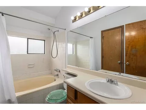 Undisclosed, Denver, CO 80239 photo 12