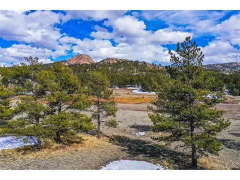 418 Hackamore Dr, Florissant, CO 80816