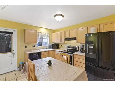 15711 E 13th Pl, Aurora, CO 80011 photo 5
