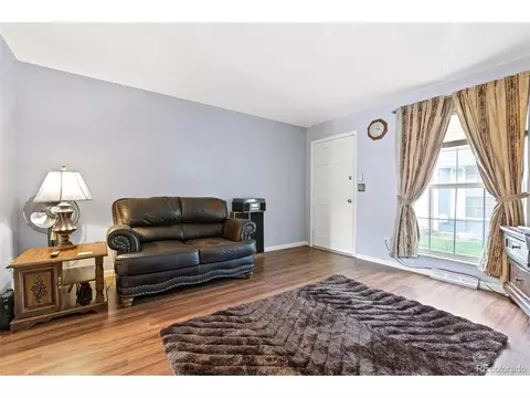 15711 E 13th Pl, Aurora, CO 80011 photo 4