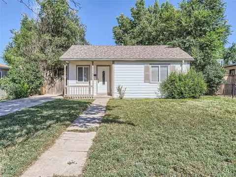 2356 Geneva St, Aurora, CO 80010