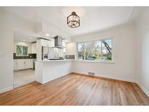 2916 Forest St, Denver, CO 80207 photo 6